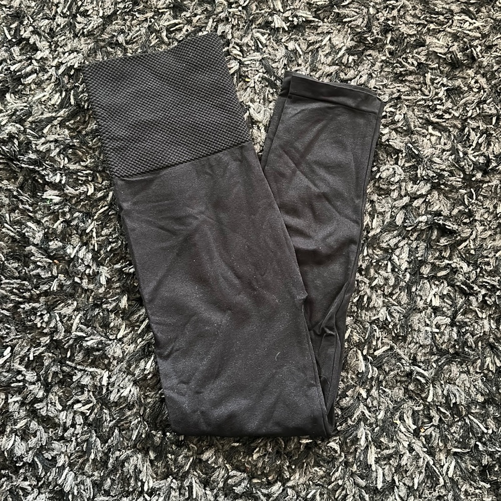 Zenana Outfitters Leggings 18” inseam